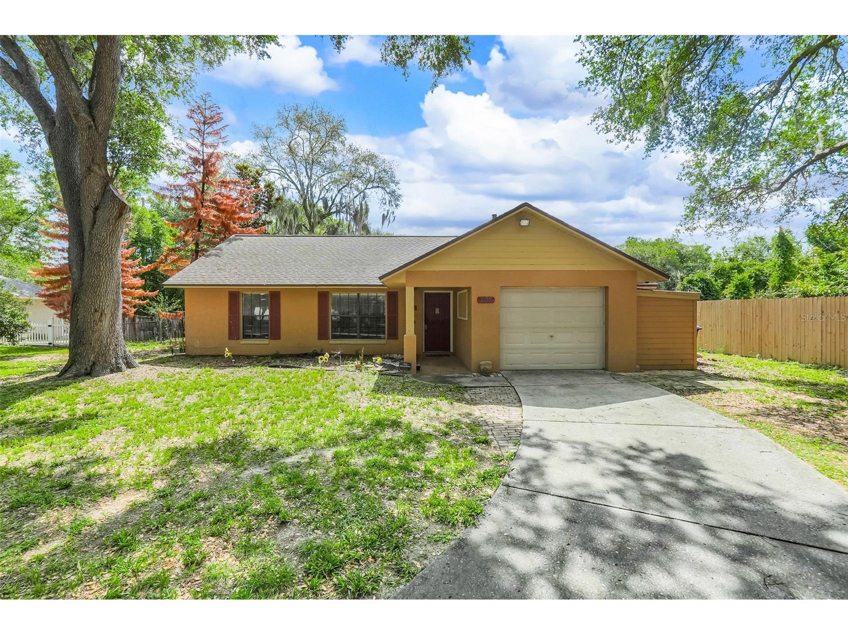 207 Howard Court Mascotte FL 34753 GC541021 image1