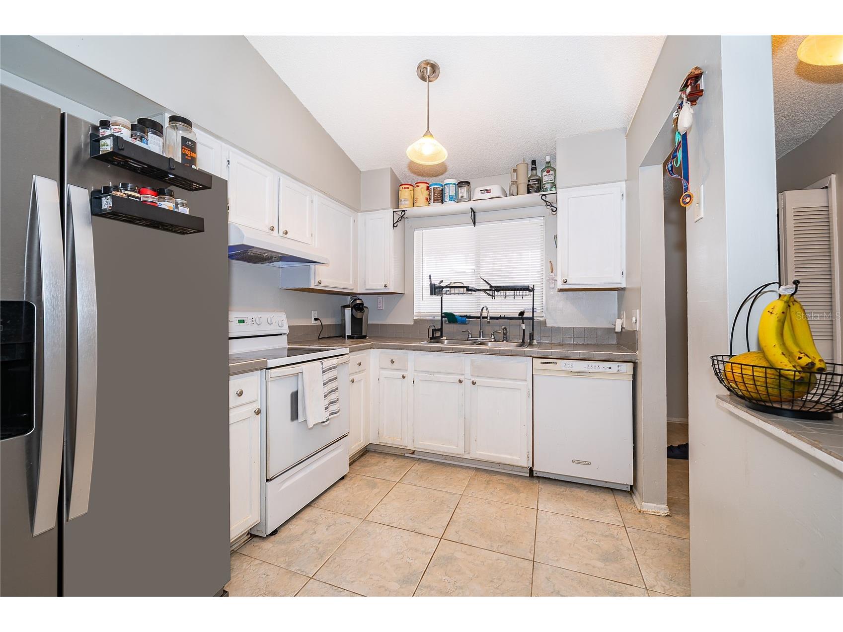 207 Lake Drive Orlando FL 32835 O6395270 image4