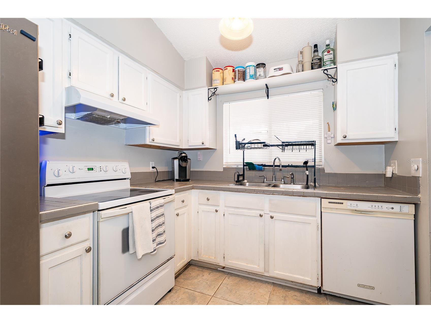 207 Lake Drive Orlando FL 32835 O6395270 image5