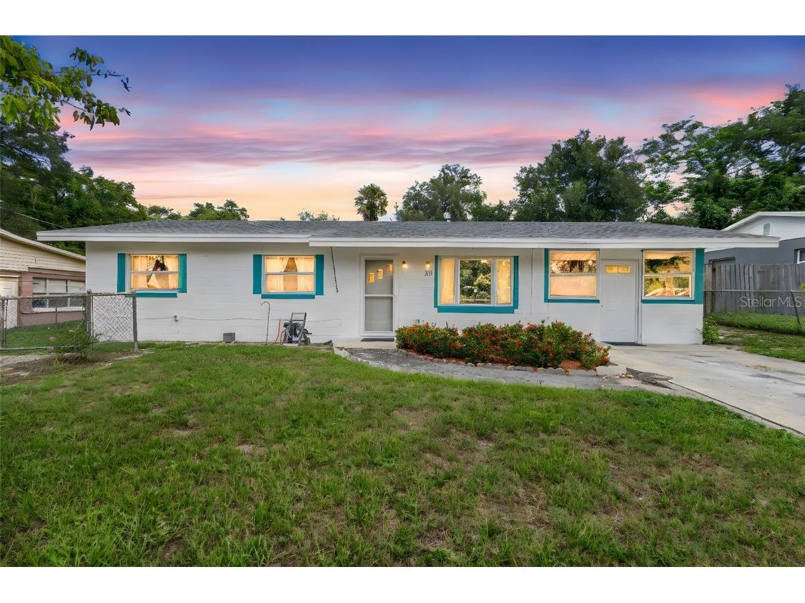 207 Lake Gertie Road Deland FL 32720 V4944795 image1