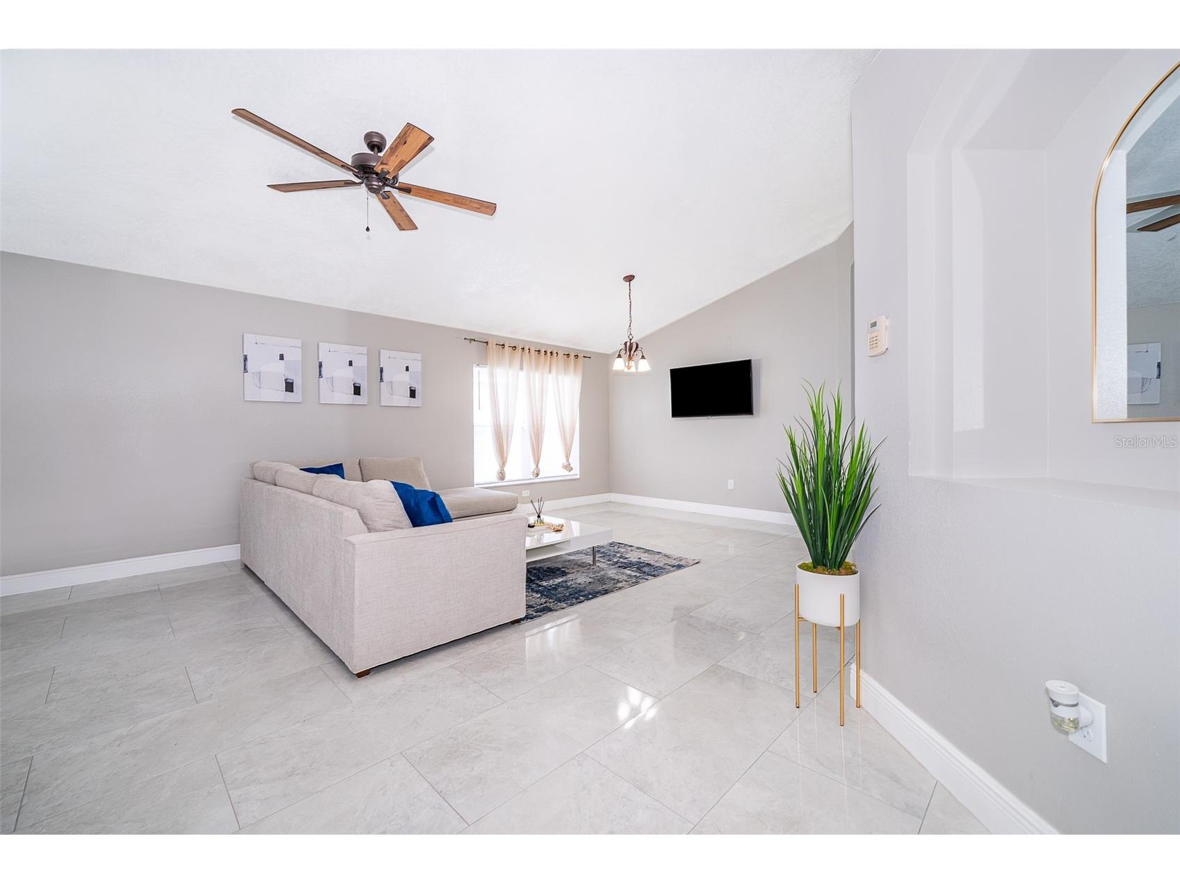 207 Langham Drive Davenport FL 33897 O6394672 image5