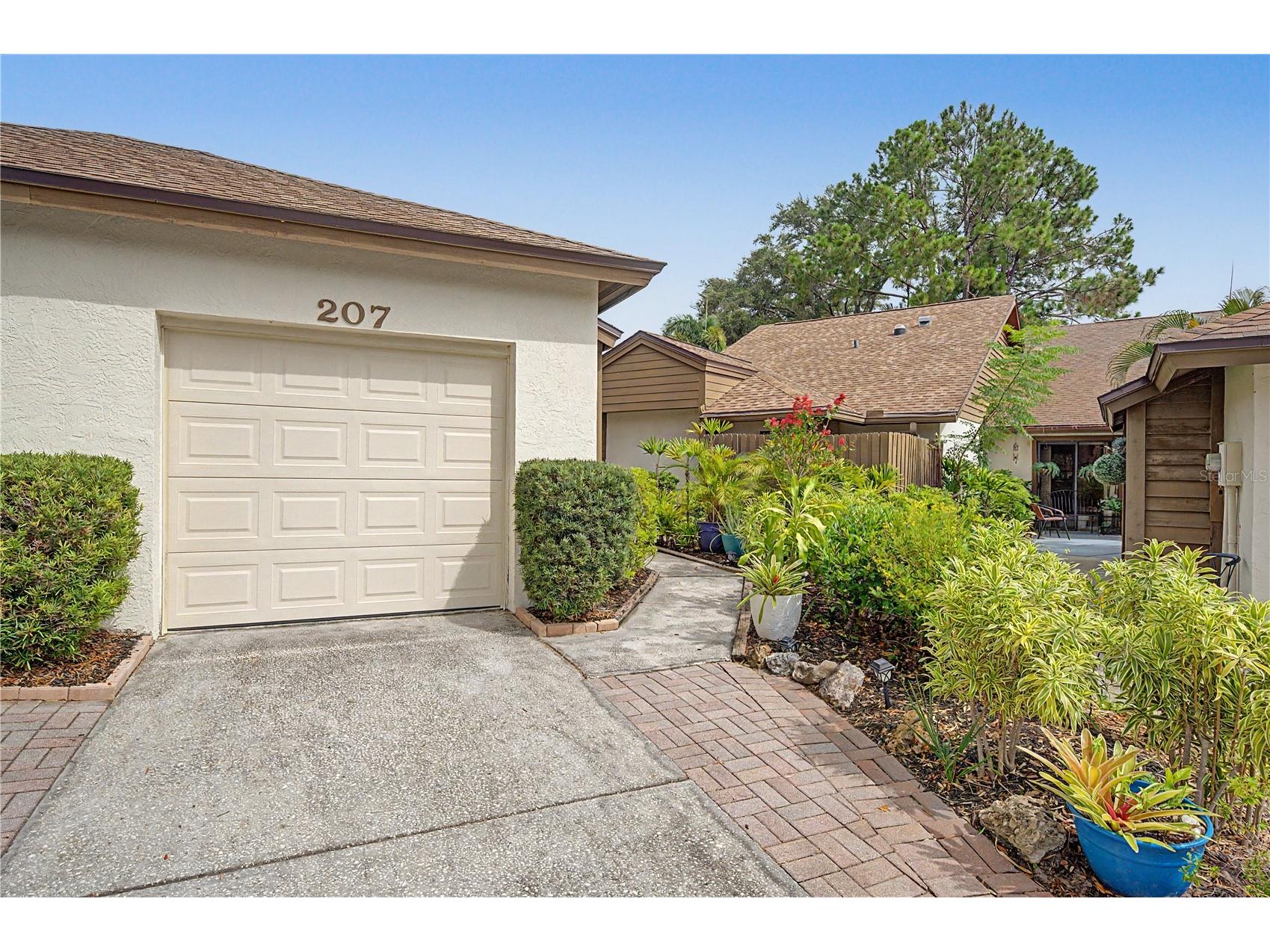 207 Lighthouse Court Safety Harbor FL 34695 TB8529664 image1
