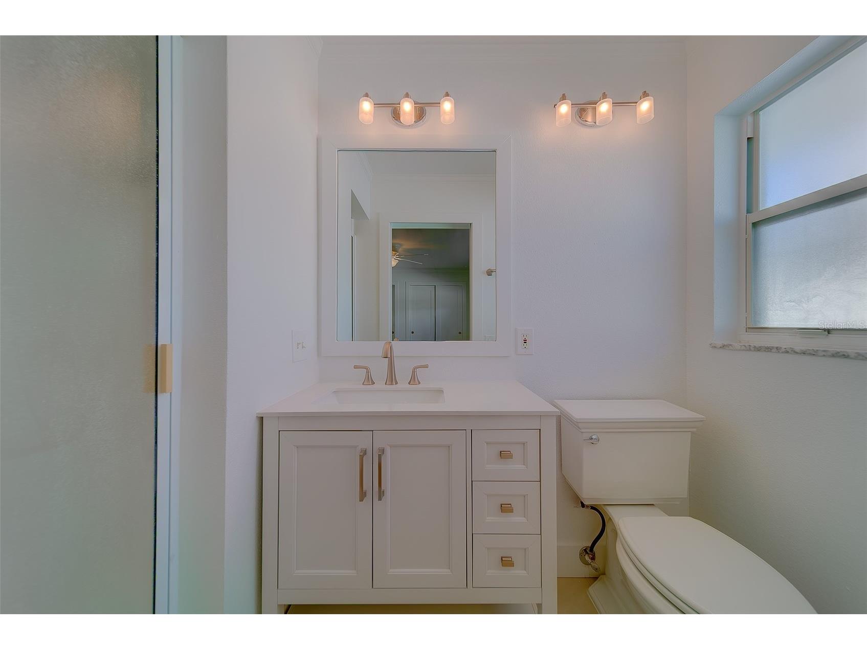 207 Midway Island Clearwater Beach FL 33767 TB8467513 image22