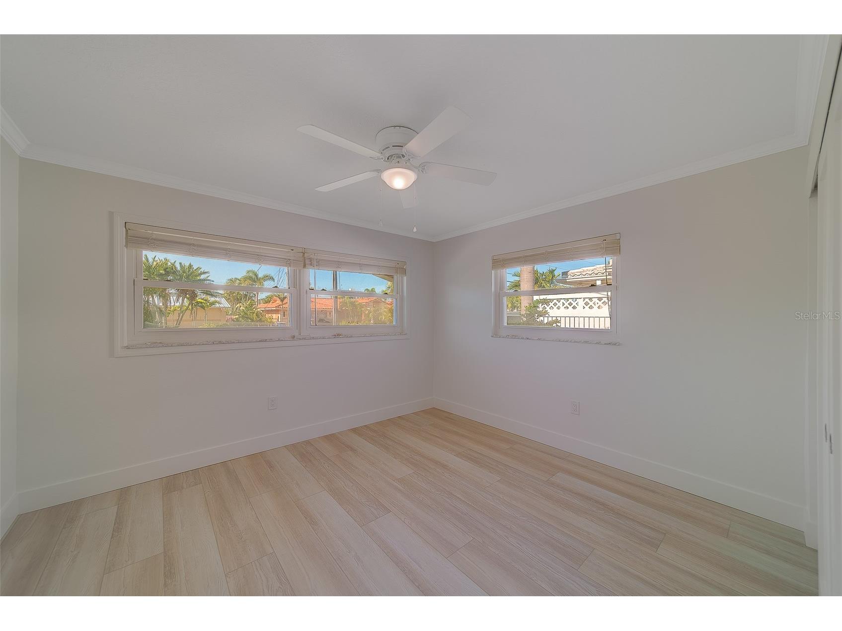207 Midway Island Clearwater Beach FL 33767 TB8467513 image27