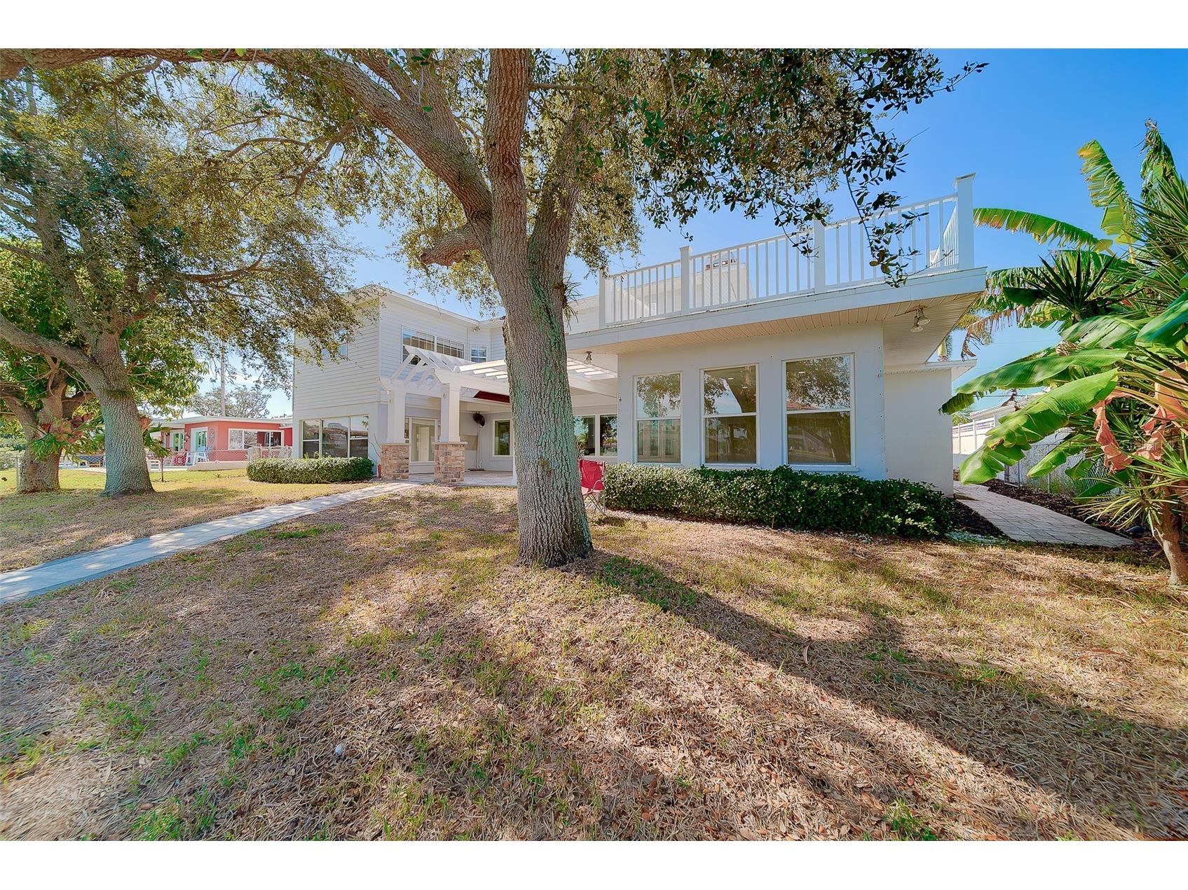 207 Midway Island Clearwater Beach FL 33767 TB8467513 image34