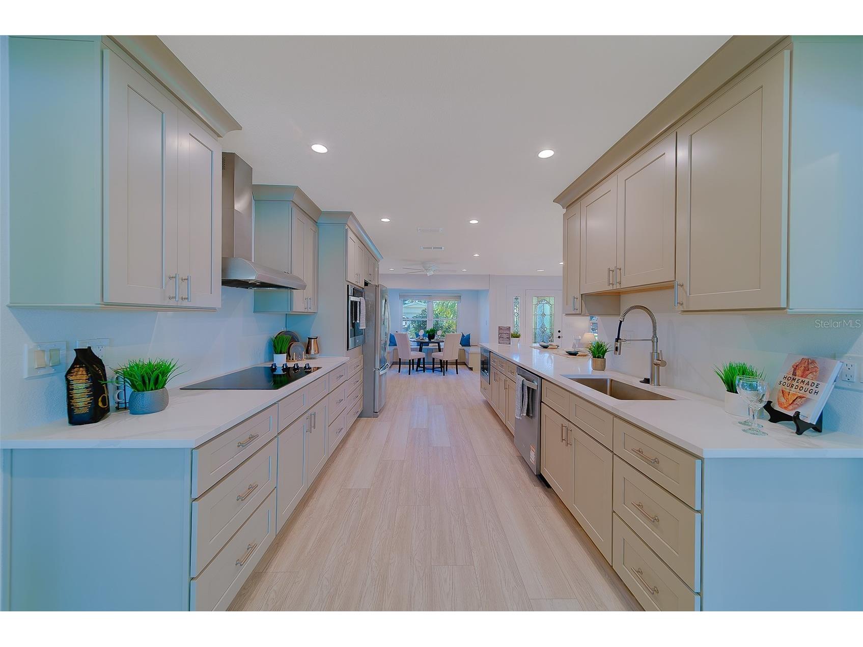 207 Midway Island Clearwater Beach FL 33767 TB8467513 image4