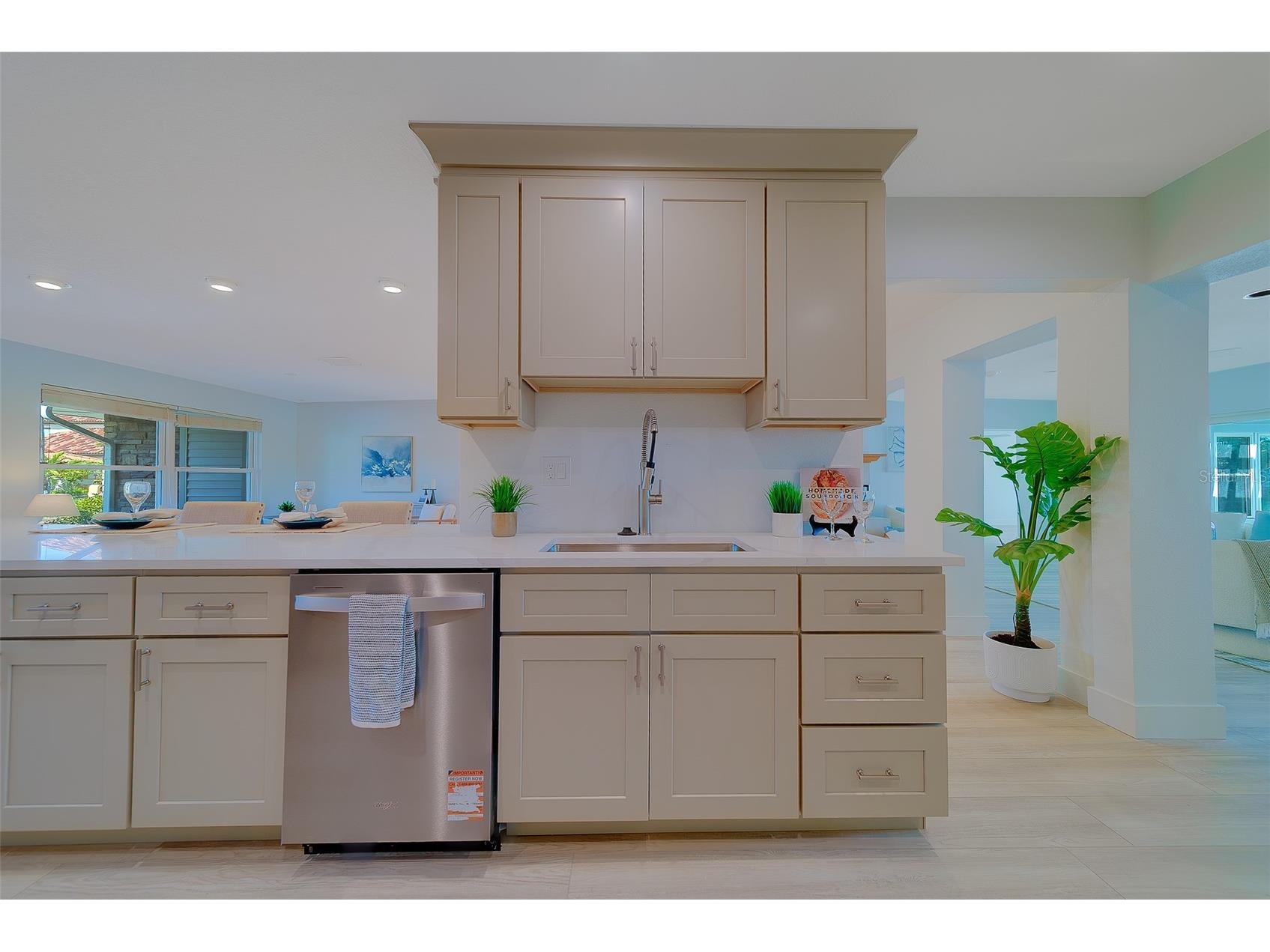 207 Midway Island Clearwater Beach FL 33767 TB8467513 image57
