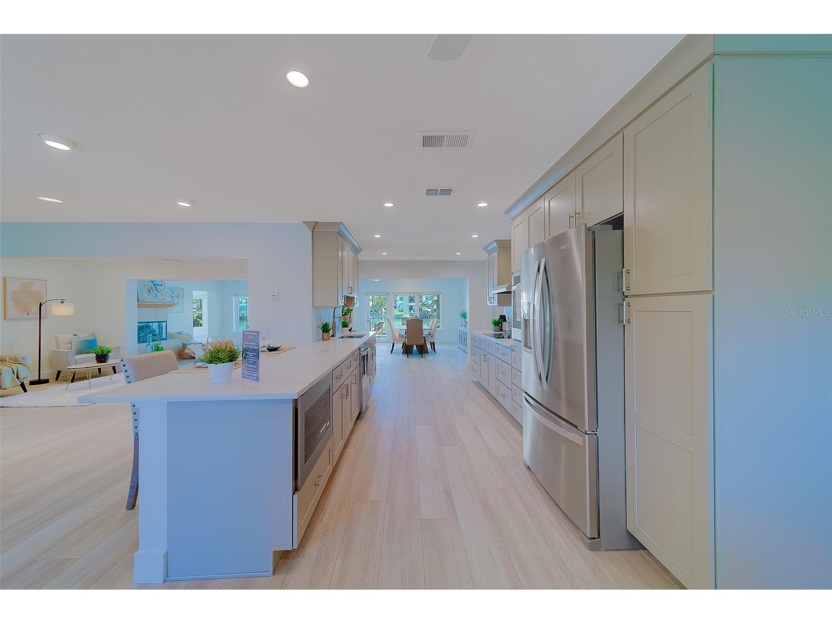 207 Midway Island Clearwater Beach FL 33767 TB8467513 image8