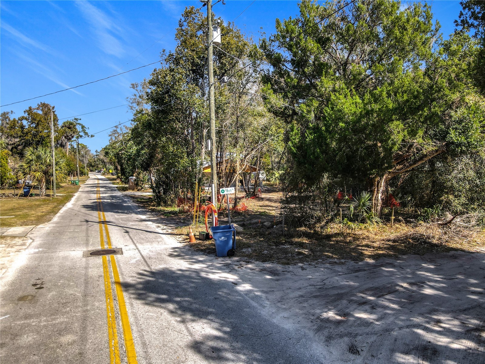 207 Miller Road Deland FL 32724 V4947417 image3