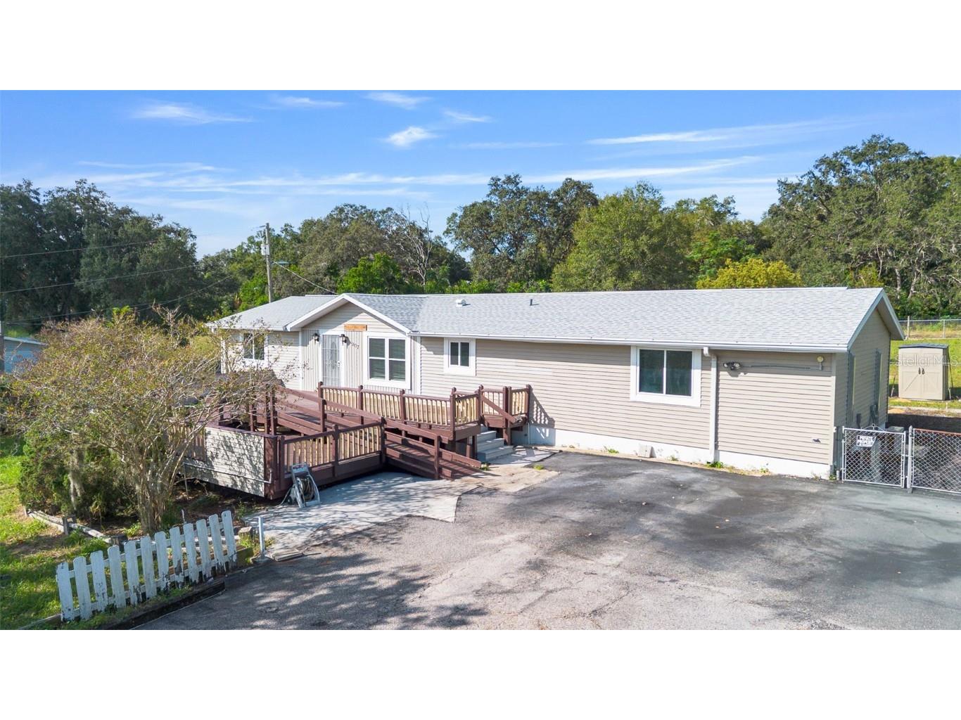 207 N 10th Street Davenport FL 33837 G5103656 image2