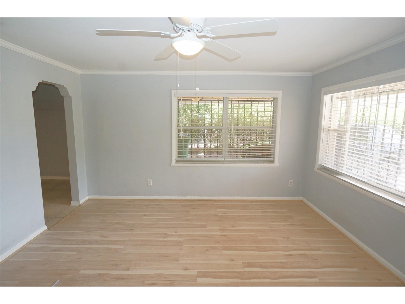 207 N Gomez Avenue Tampa FL 33609 TB8524833 image3