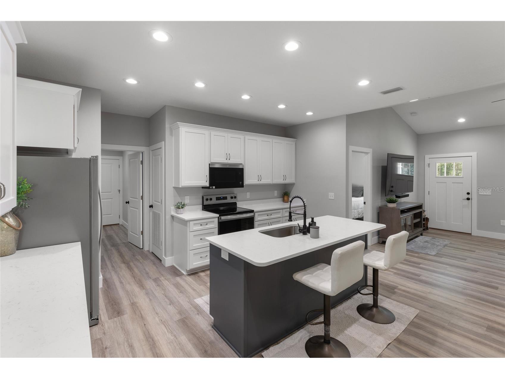207 N Palmetto Avenue Florahome FL 32140 GC539915 image18