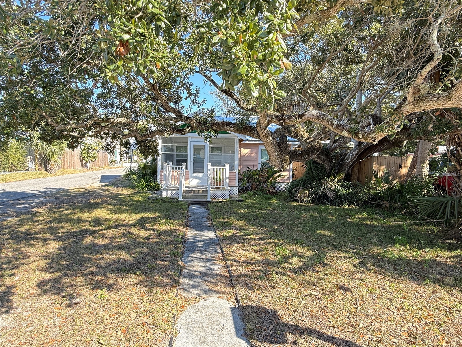 207 N Pine Street New Smyrna Beach FL 32169 NS1087298 image15