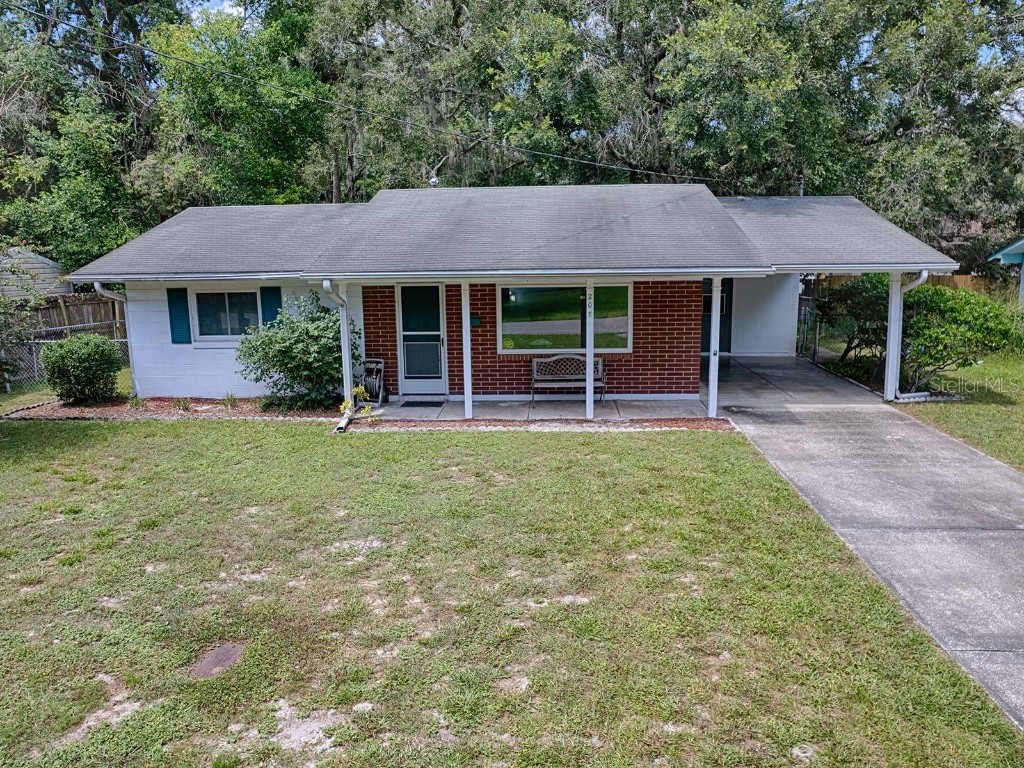 207 N Truett Street Leesburg FL 34748 G5086132 image1