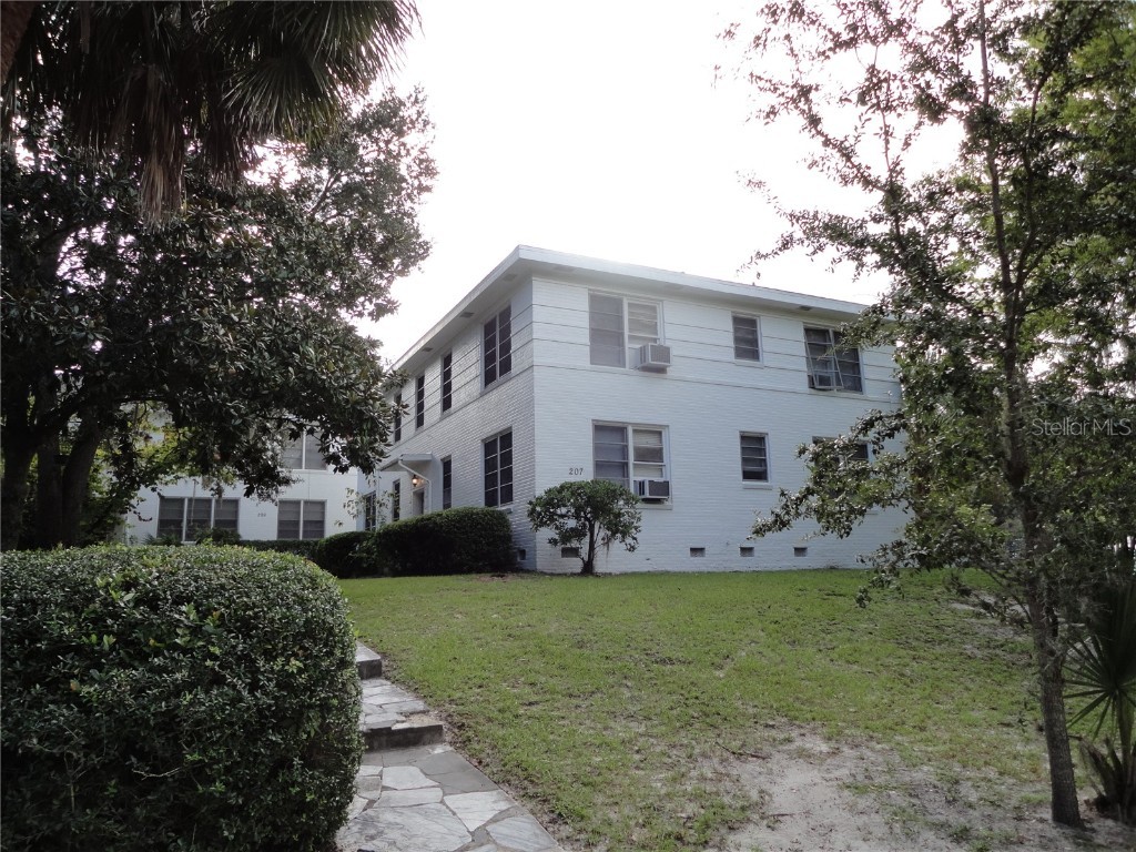 207 NE Blvd Boulevard #4 Gainesville FL 32601 GC520411 image1