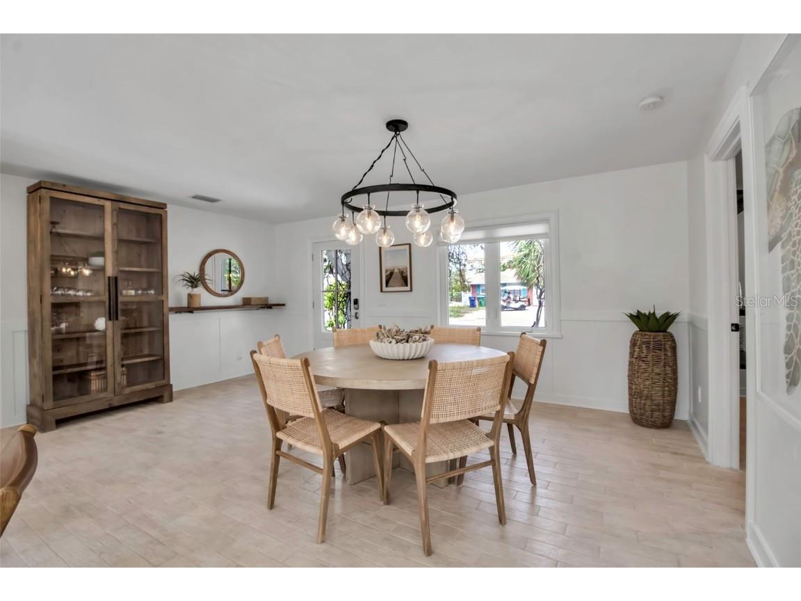 207 Peacock Lane Holmes Beach FL 34217 A4662159 image10
