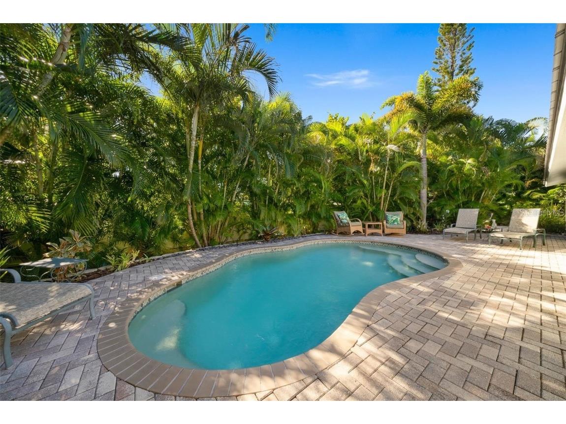 207 Peacock Lane Holmes Beach FL 34217 A4662159 image36