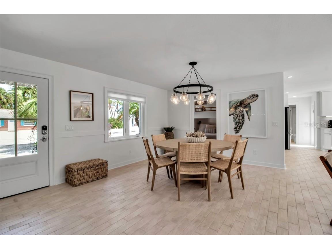 207 Peacock Lane Holmes Beach FL 34217 A4662159 image8
