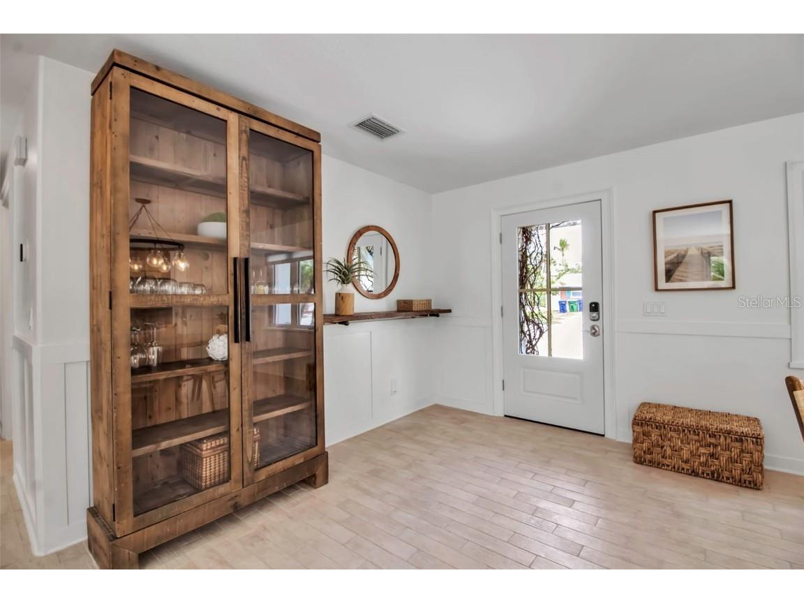 207 Peacock Lane Holmes Beach FL 34217 A4662159 image9