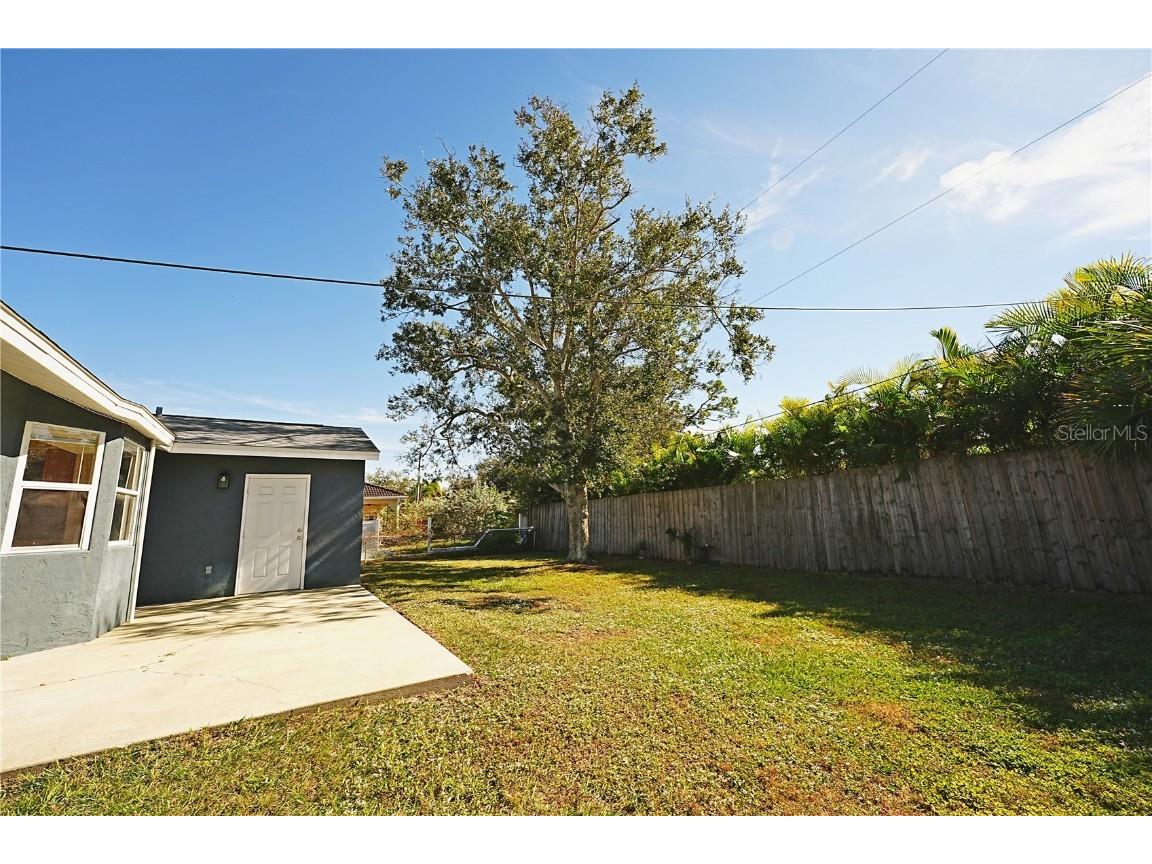 207 Periwinkle Road Venice FL 34293 A4674275 image14