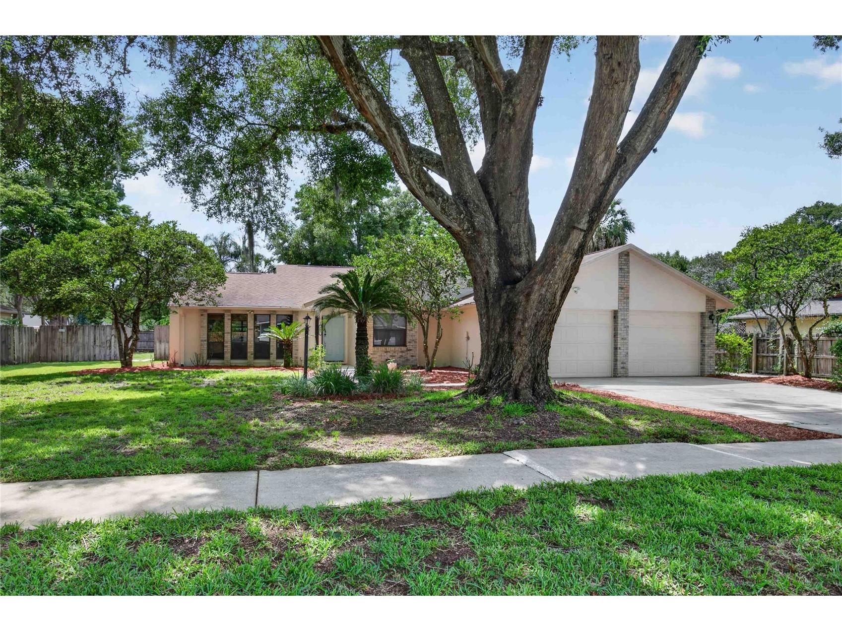 207 Pinecrest Road Mount Dora FL 32757 G5113072 image2