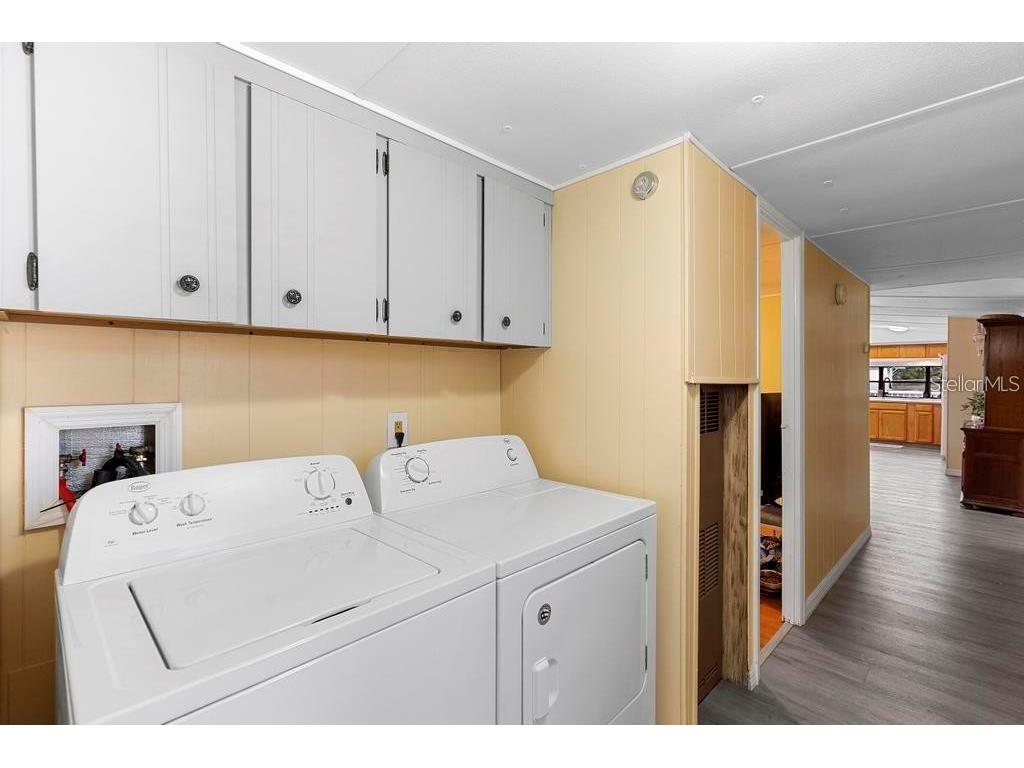 207 Robinhood Drive Deland FL 32724 V4946015 image19