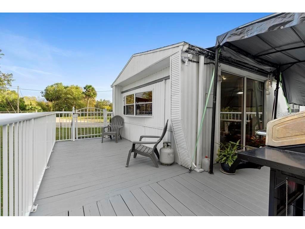 207 Robinhood Drive Deland FL 32724 V4946015 image22