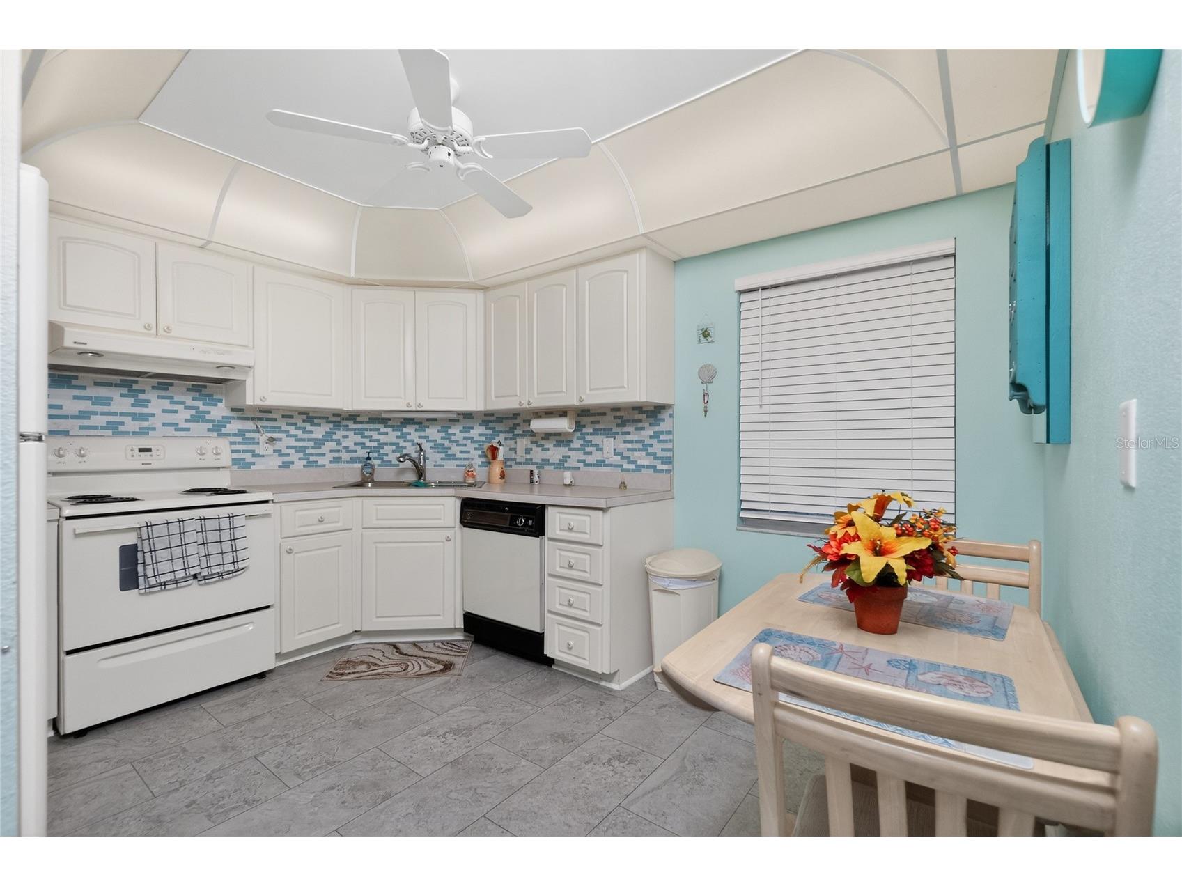 207 Rubens Drive #G Nokomis FL 34275 D6146925 image14