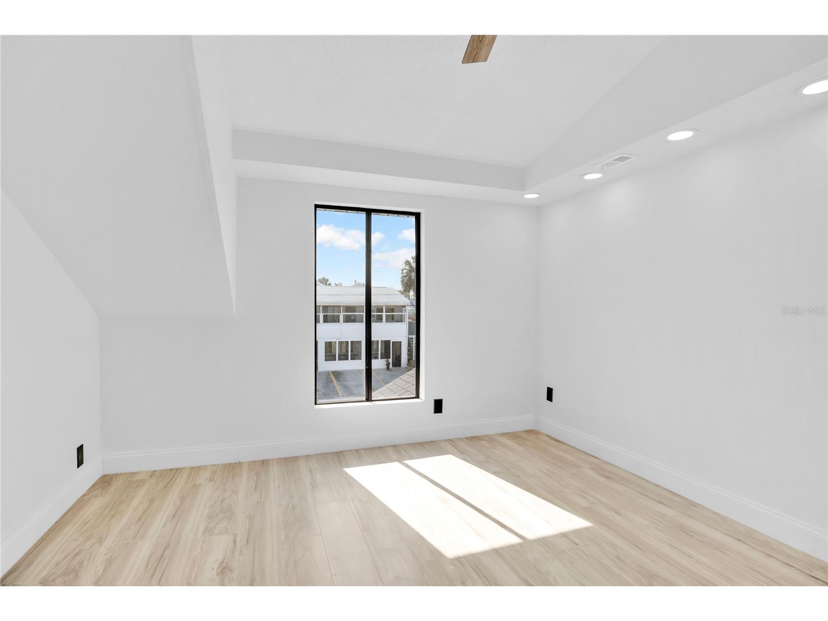 207 S Oleander Avenue Daytona Beach FL 32118 O6390681 image24