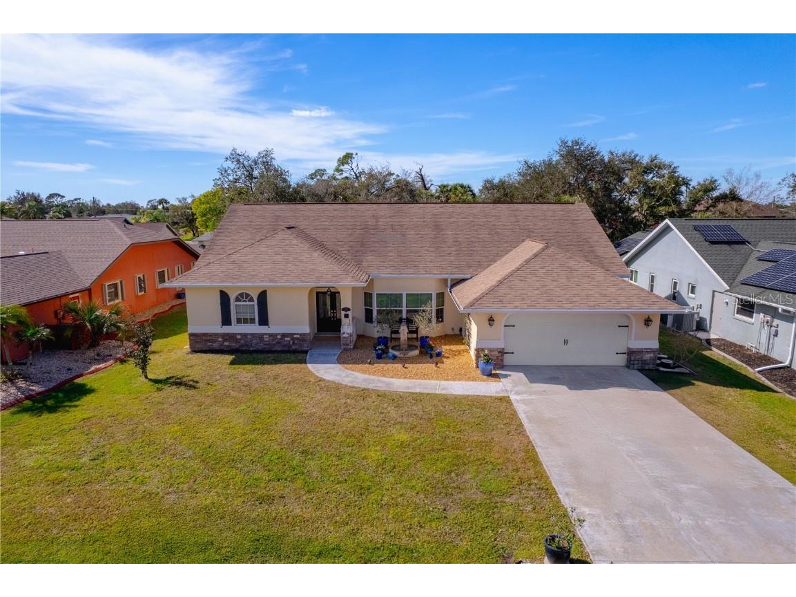 207 Santarem Circle Punta Gorda FL 33983 A4638099 image1