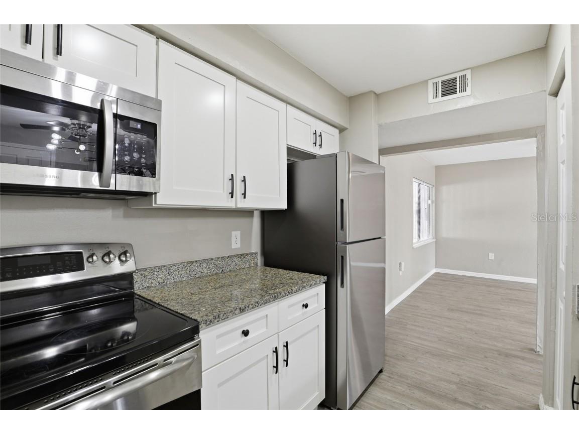 207 SW 6th Avenue Gainesville FL 32601 TB8453397 image11