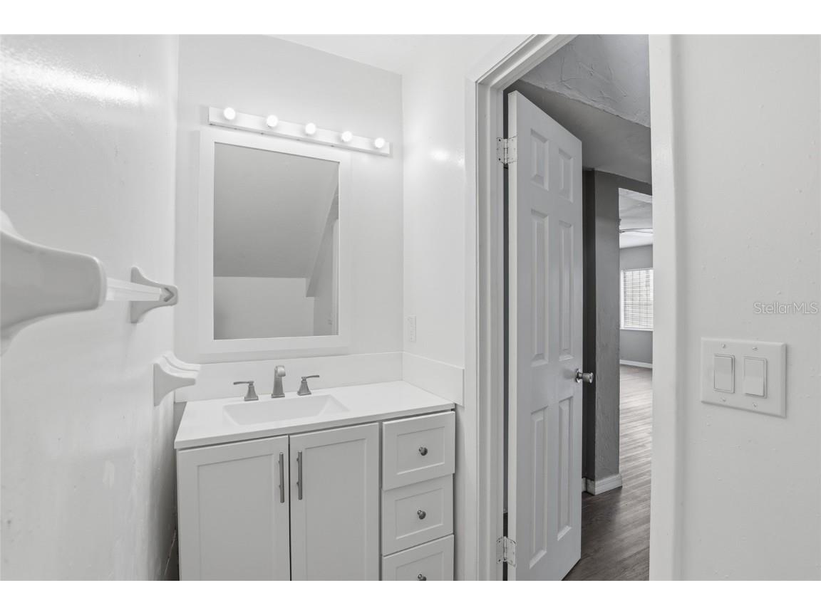 207 SW 6th Avenue Gainesville FL 32601 TB8453397 image12