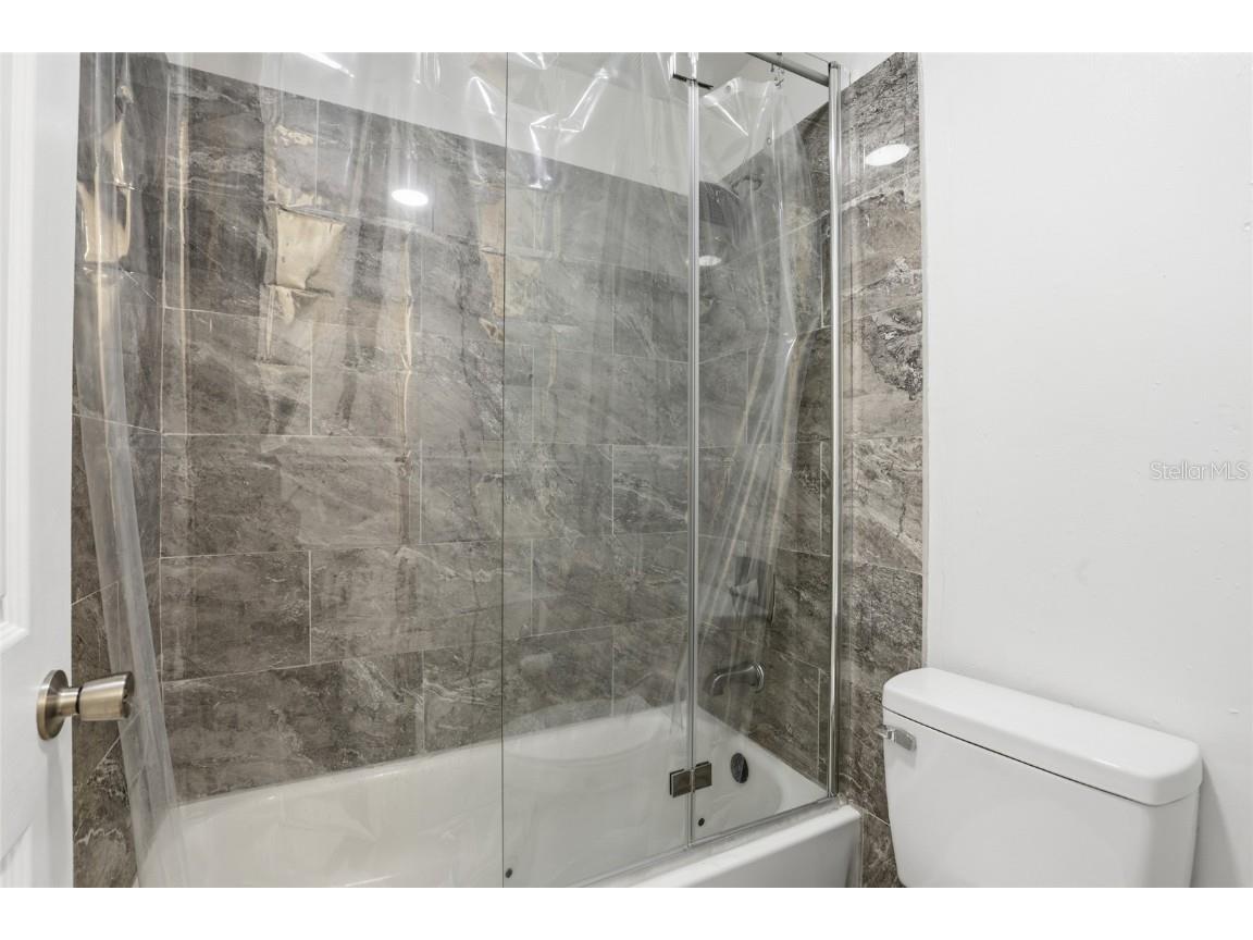 207 SW 6th Avenue Gainesville FL 32601 TB8453397 image19