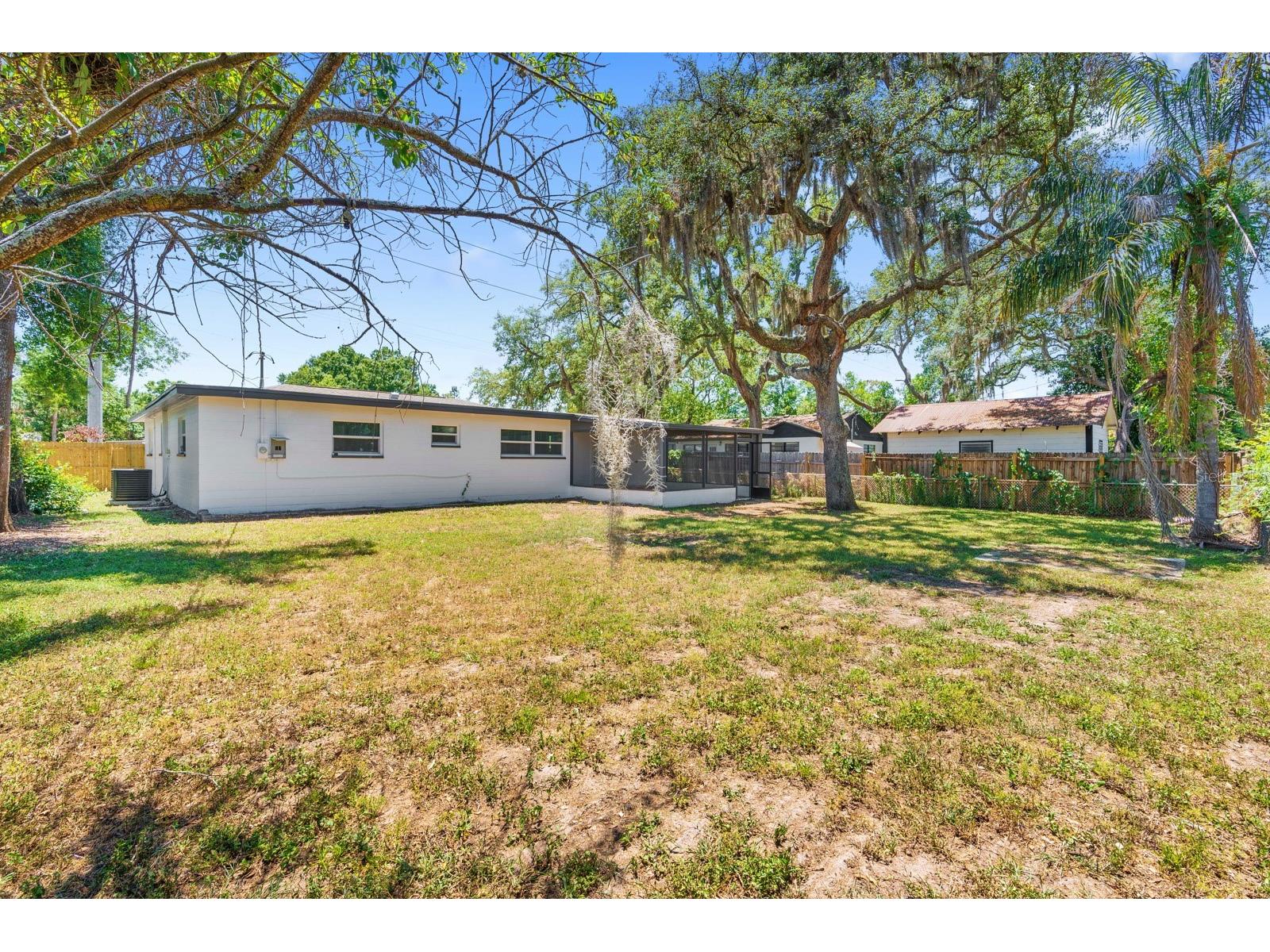 207 W Bougainvillea Avenue Tampa FL 33612 TB8503003 image23