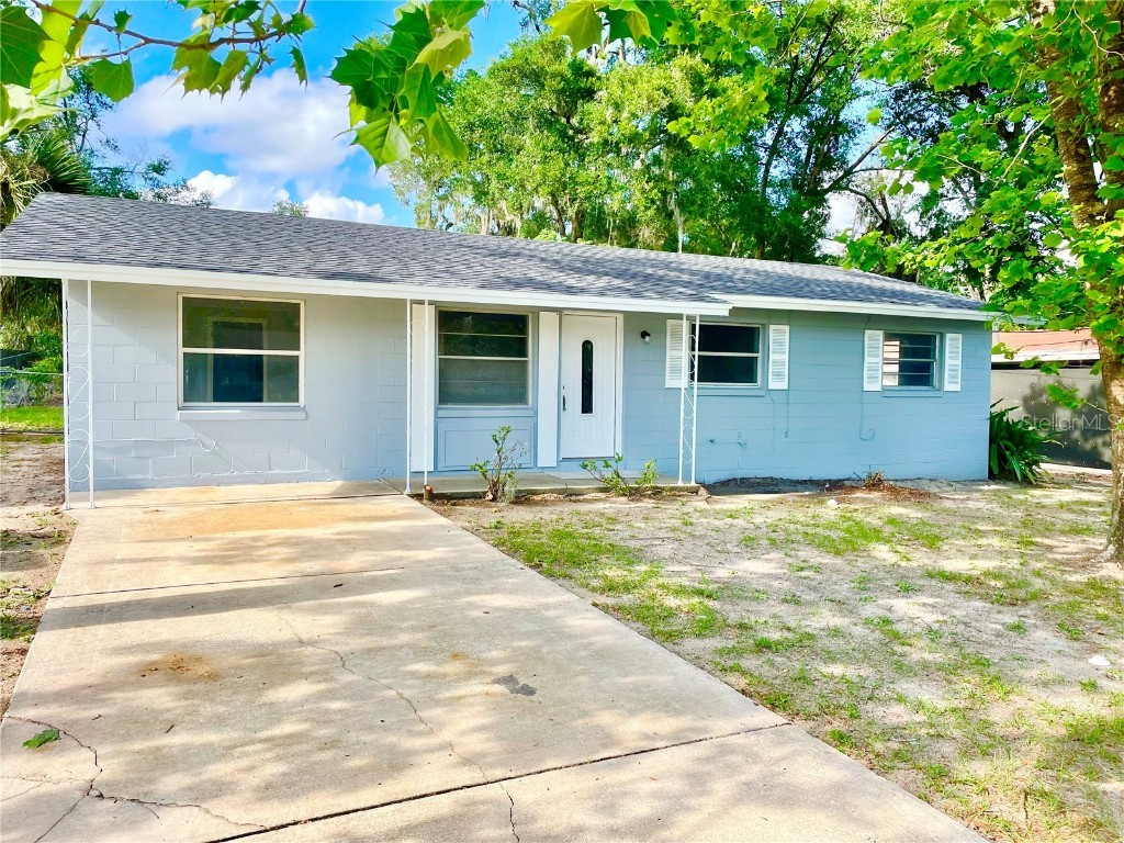 207 W Division Street Deland FL 32720 O6107055 image1