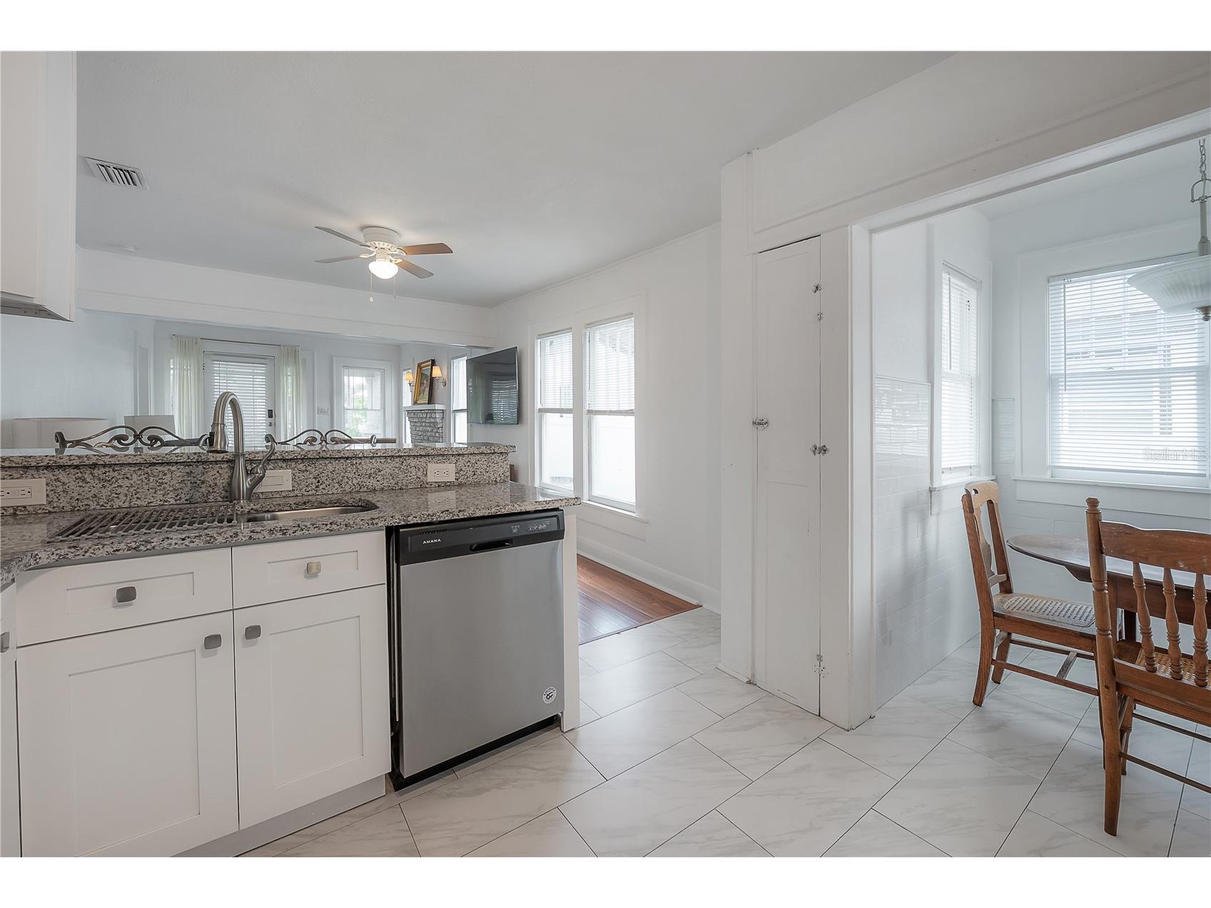 207 W Hiawatha Street Tampa FL 33604 TB8495125 image11