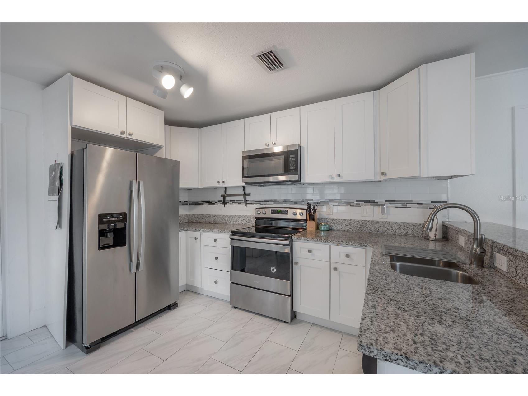 207 W Hiawatha Street Tampa FL 33604 TB8495125 image9