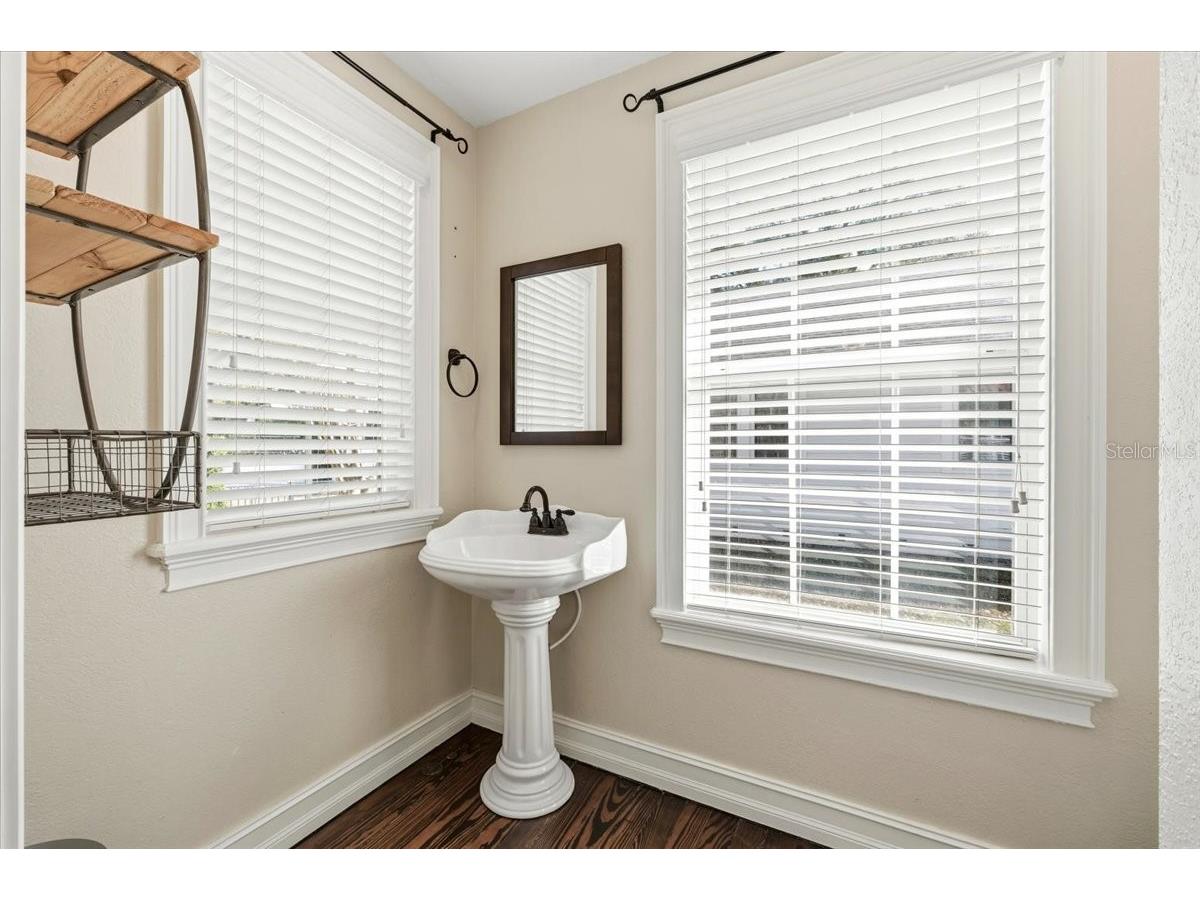 207 W Maxwell Street Lakeland FL 33803 L4954213 image37