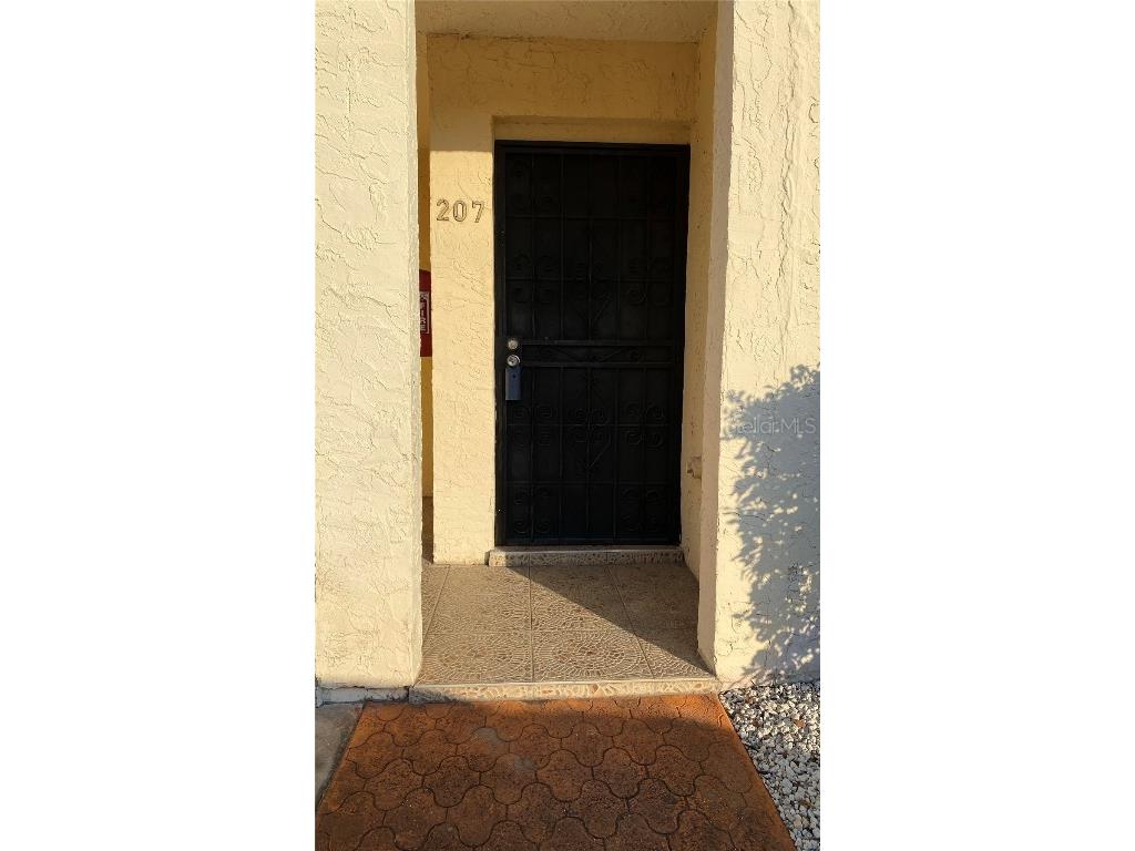 207 W San Sebastian Court #207 Altamonte Springs FL 32714 O6084639 image1