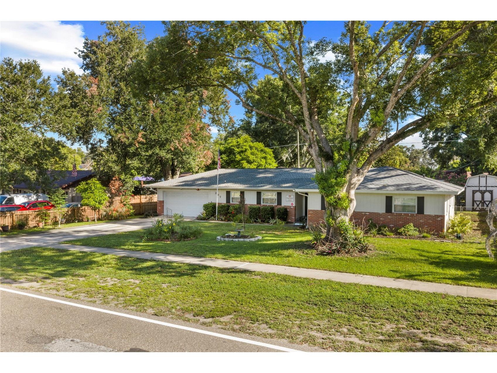207 W Wheeler Road Seffner FL 33584 OM727349 image1