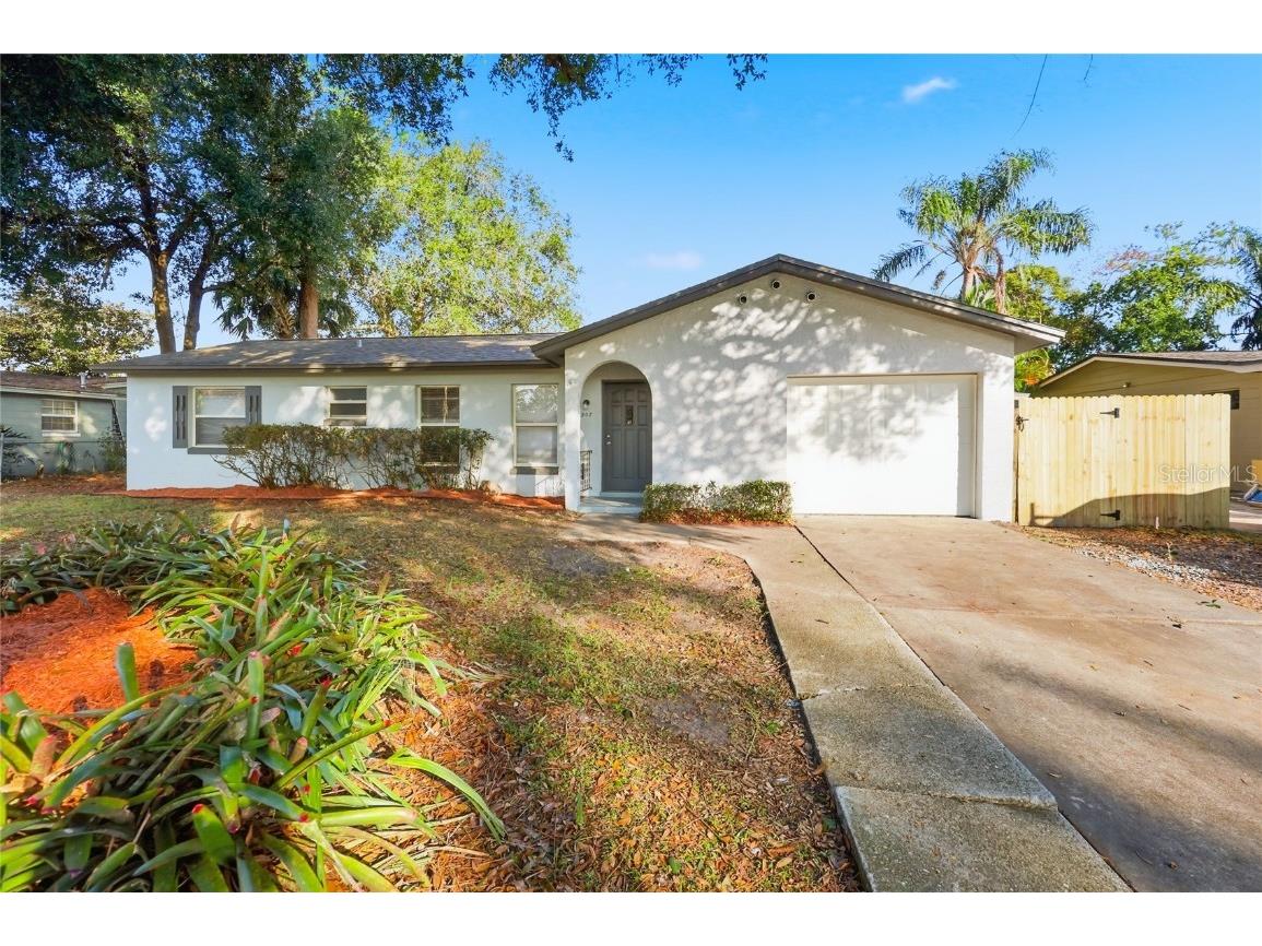 207 Waverly Drive Fern Park FL 32730 O6367013 image1