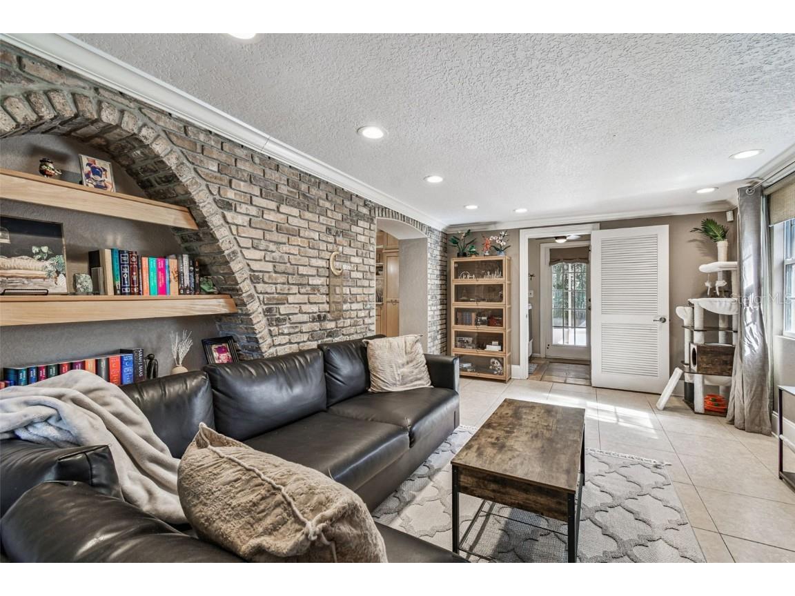 207 Willowick Avenue Temple Terrace FL 33617 TB8439408 image24