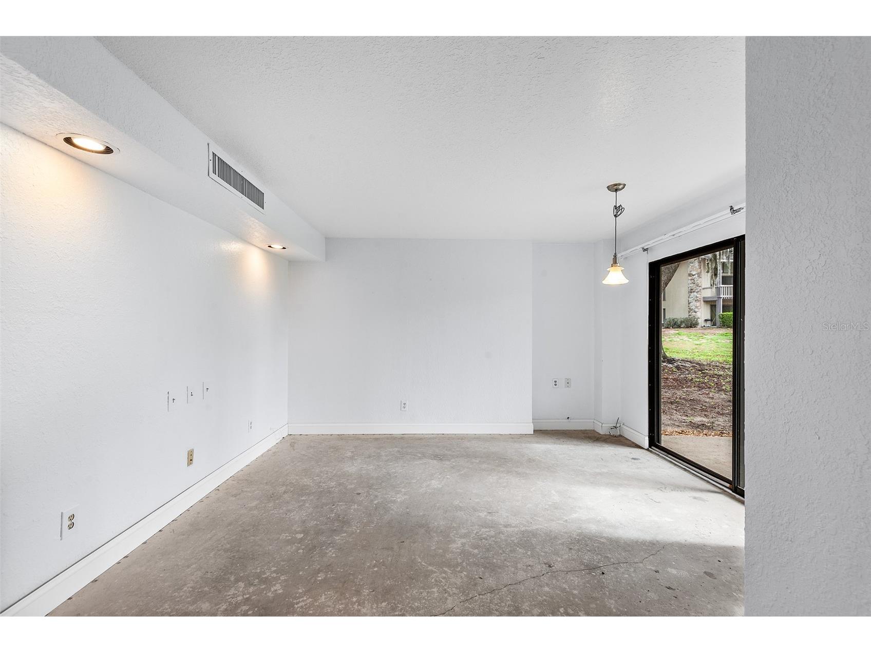 2070/2071 Corner Lake Drive #AB Haines City FL 33844 P4938021 image17