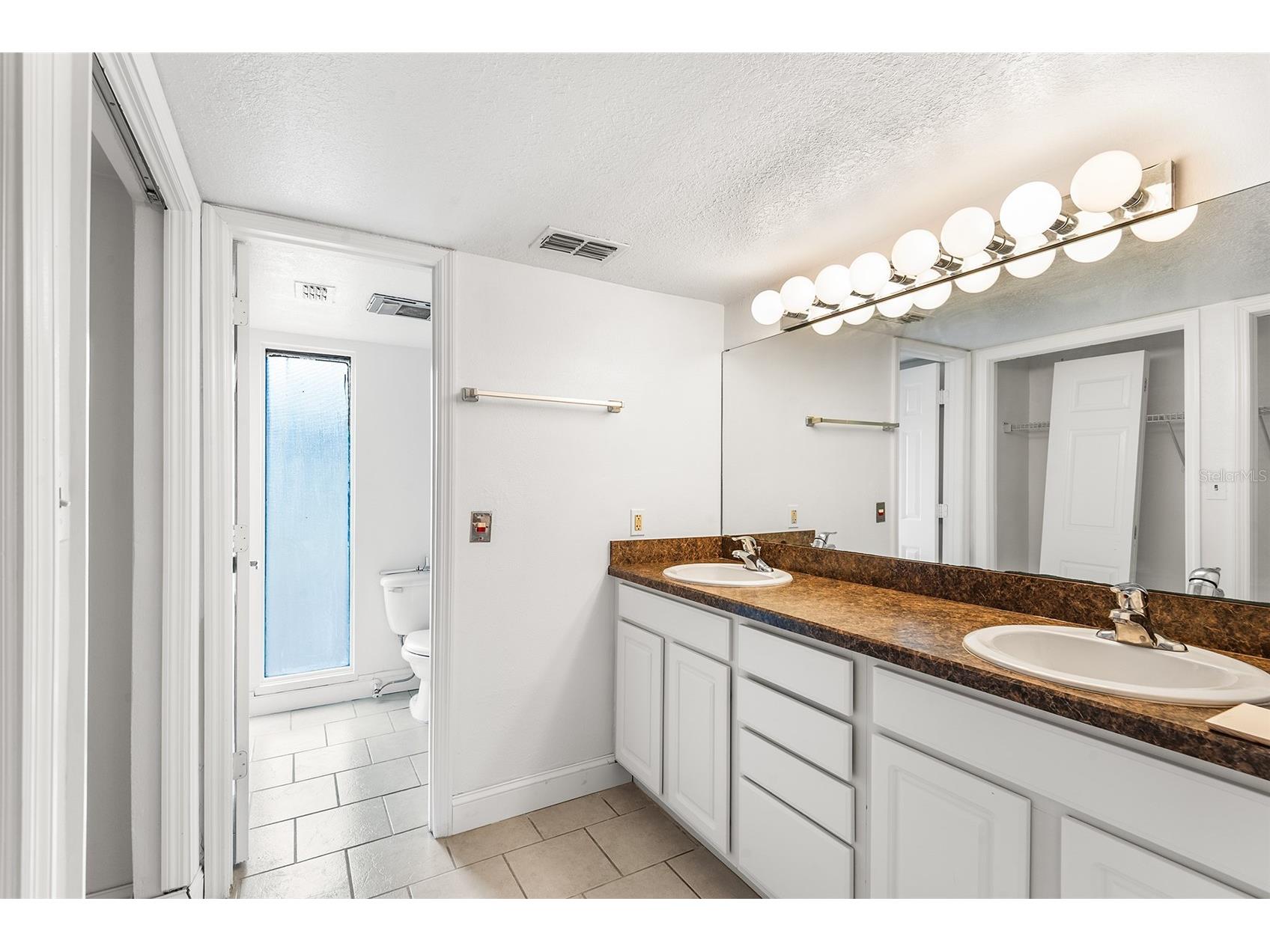 2070/2071 Corner Lake Drive #AB Haines City FL 33844 P4938021 image21