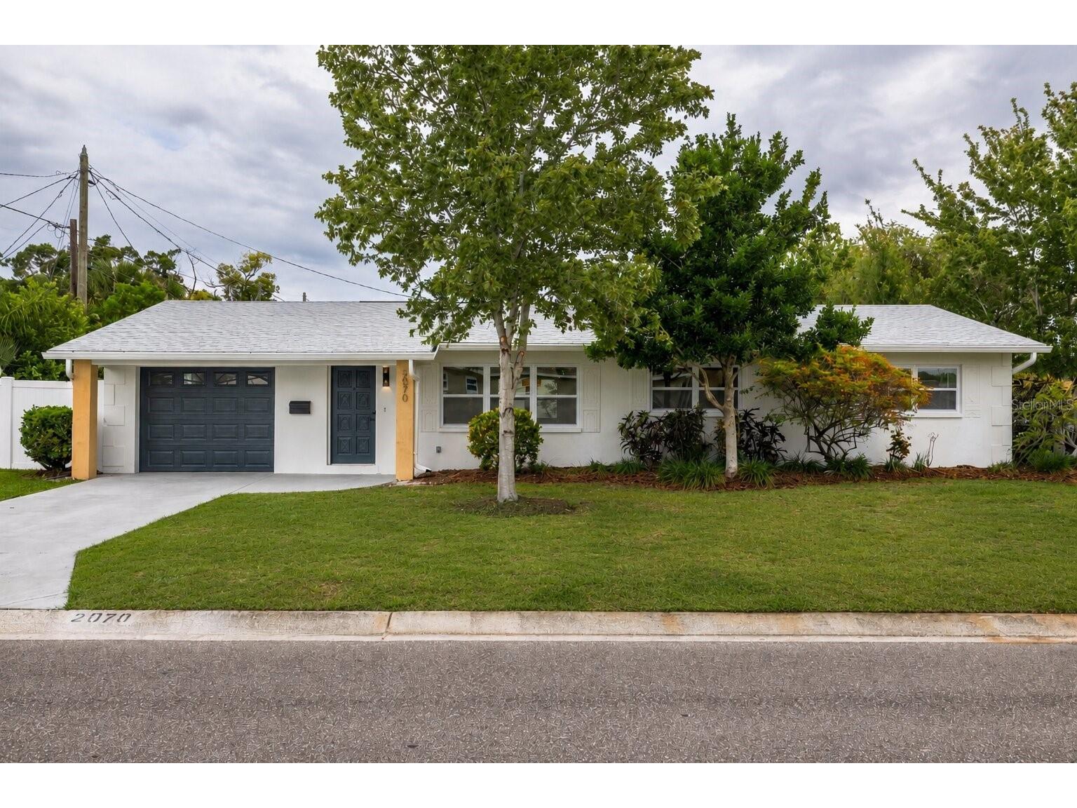 2070 55th Street N Saint Petersburg FL 33710 TB8516092 image1
