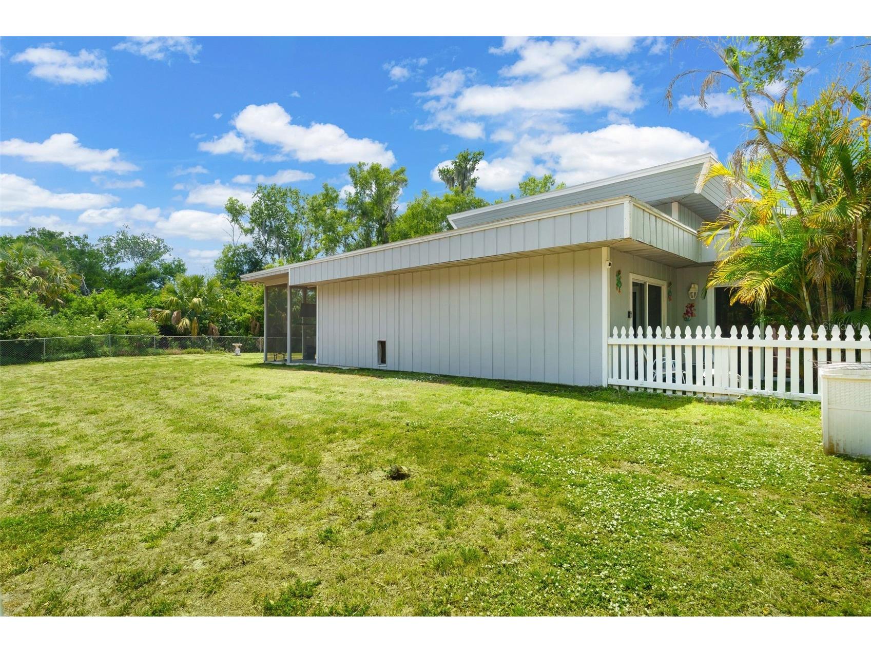 2070 59th Street Sarasota FL 34243 A4691713 image47