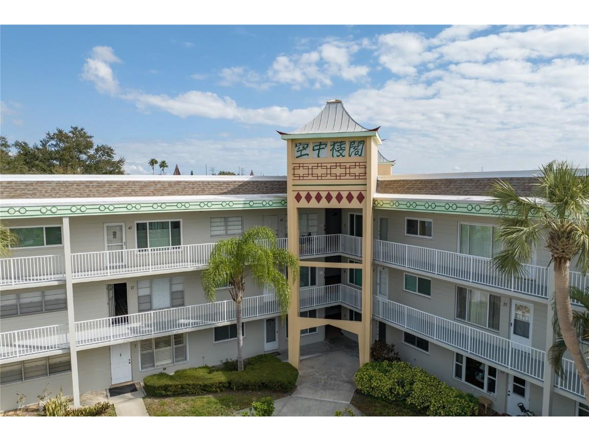 2071 Australia Way W #27 Clearwater FL 33763 U8189014 image1