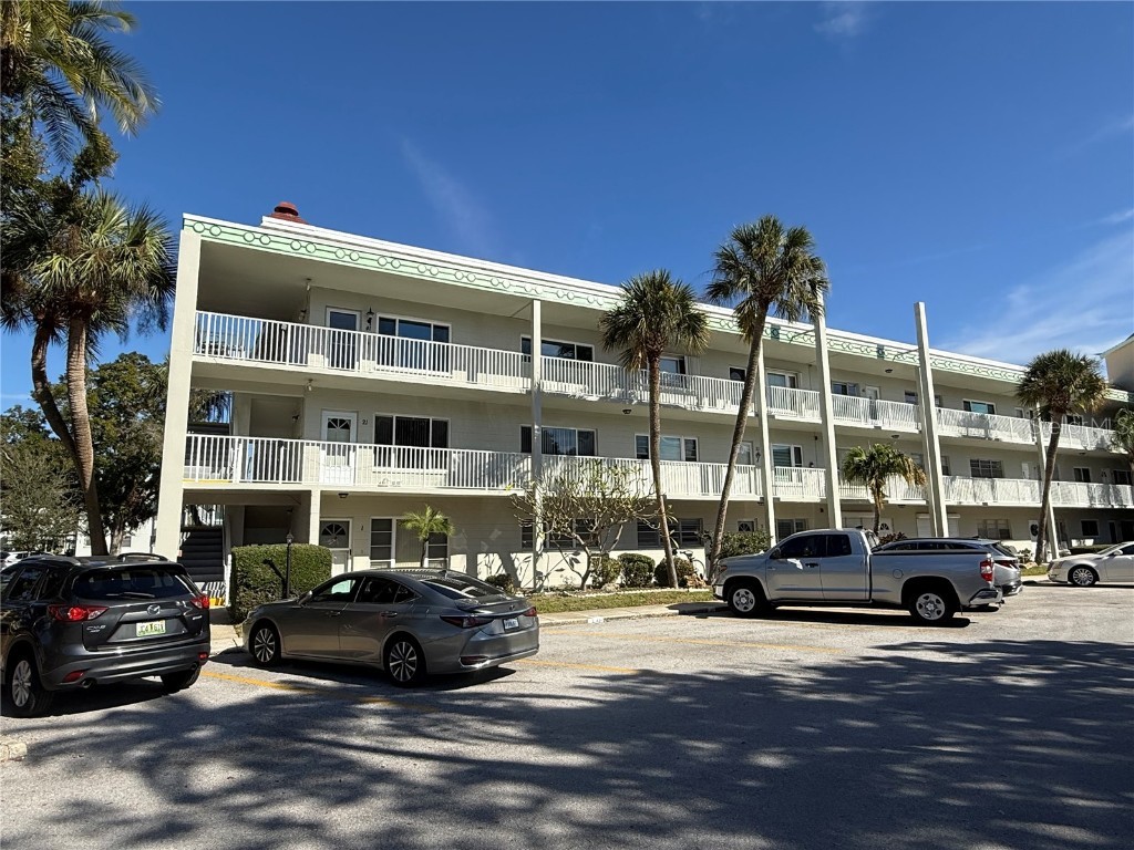 2071 Australia Way W #41 Clearwater FL 33763 TB8456822 image1