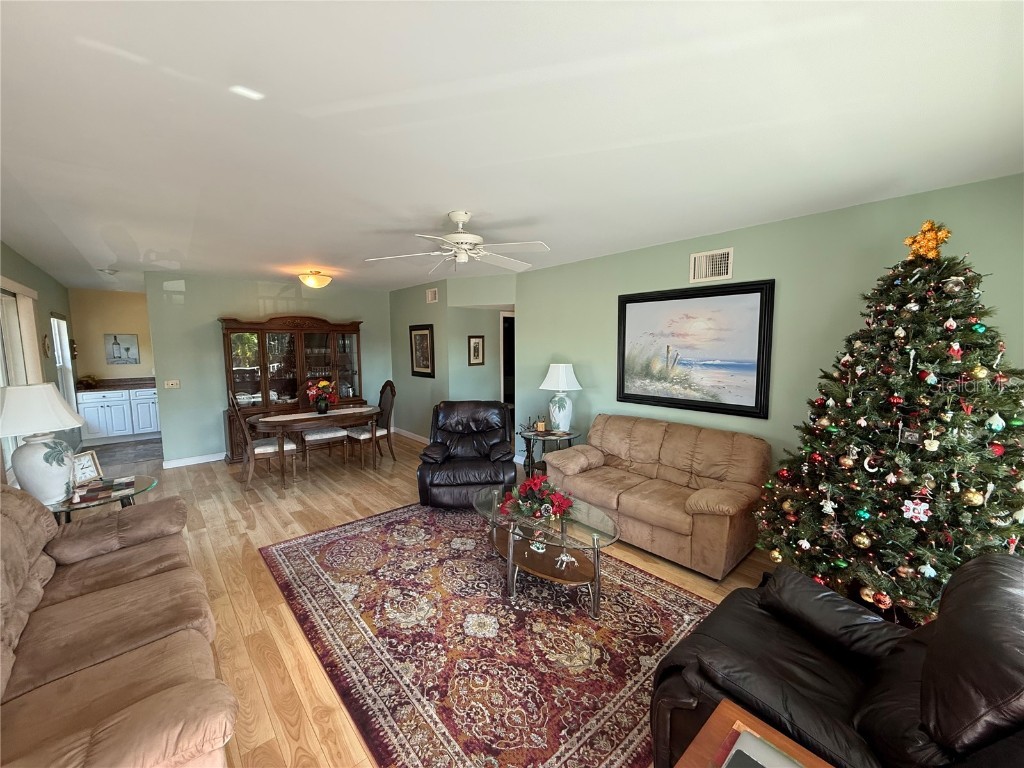 2071 Australia Way W #41 Clearwater FL 33763 TB8456822 image4