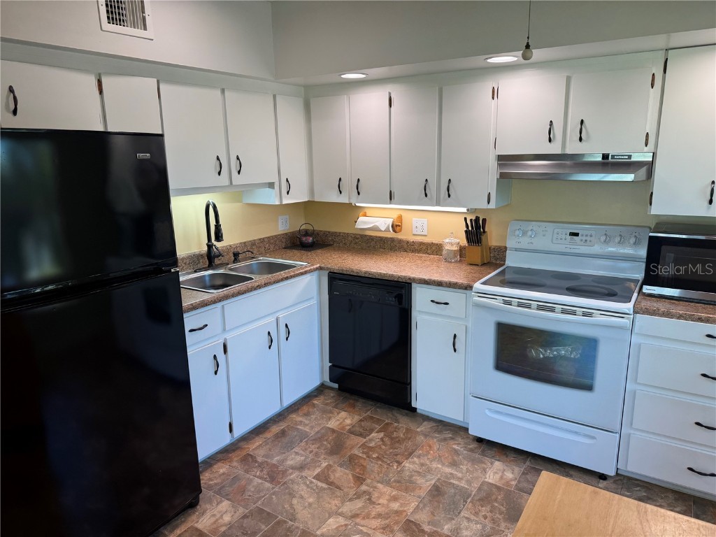 2071 Australia Way W #41 Clearwater FL 33763 TB8456822 image9